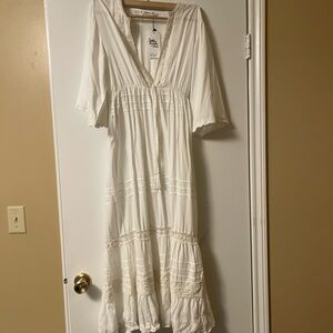 White maxi dress